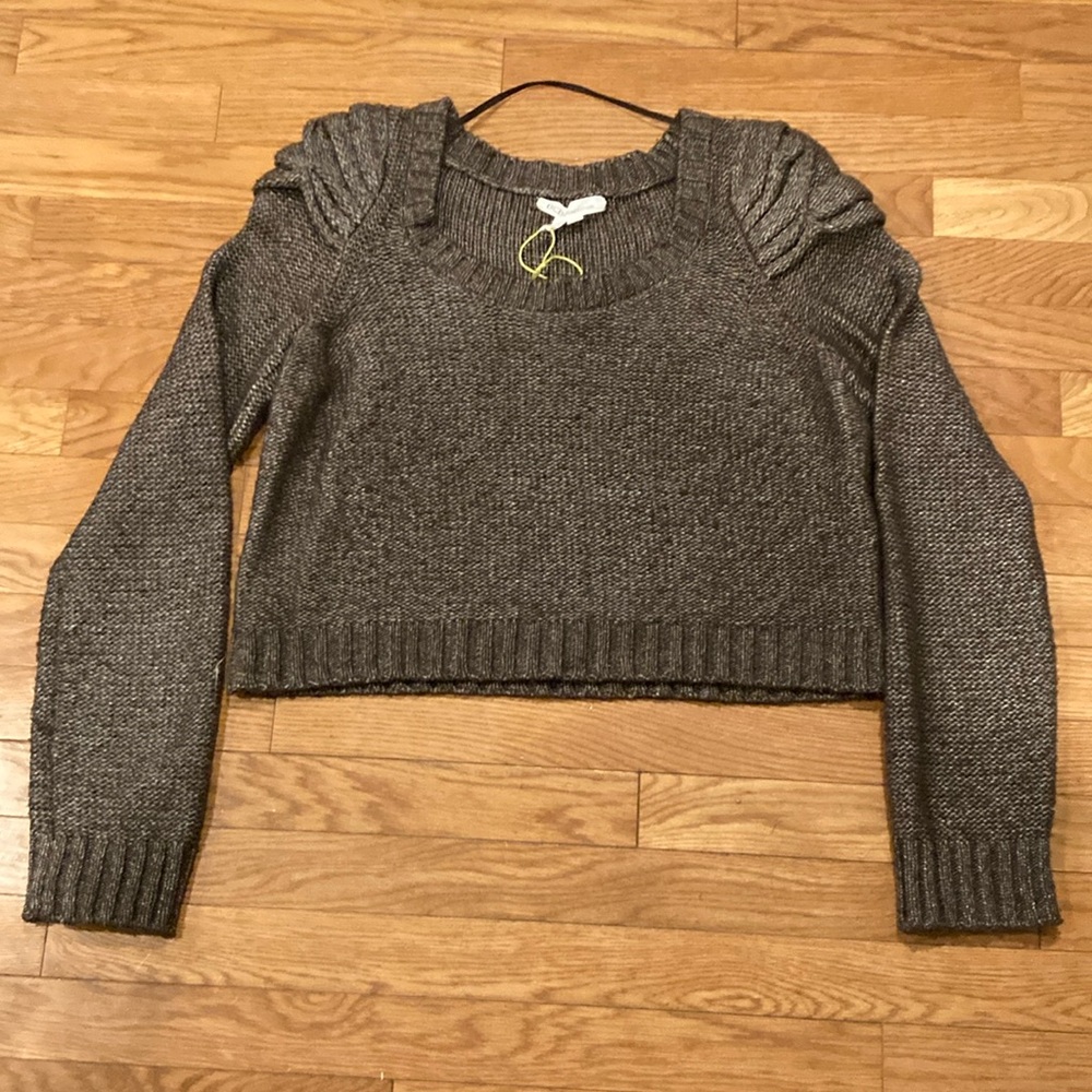 BCBG Generations beautiful long sleeves sweater